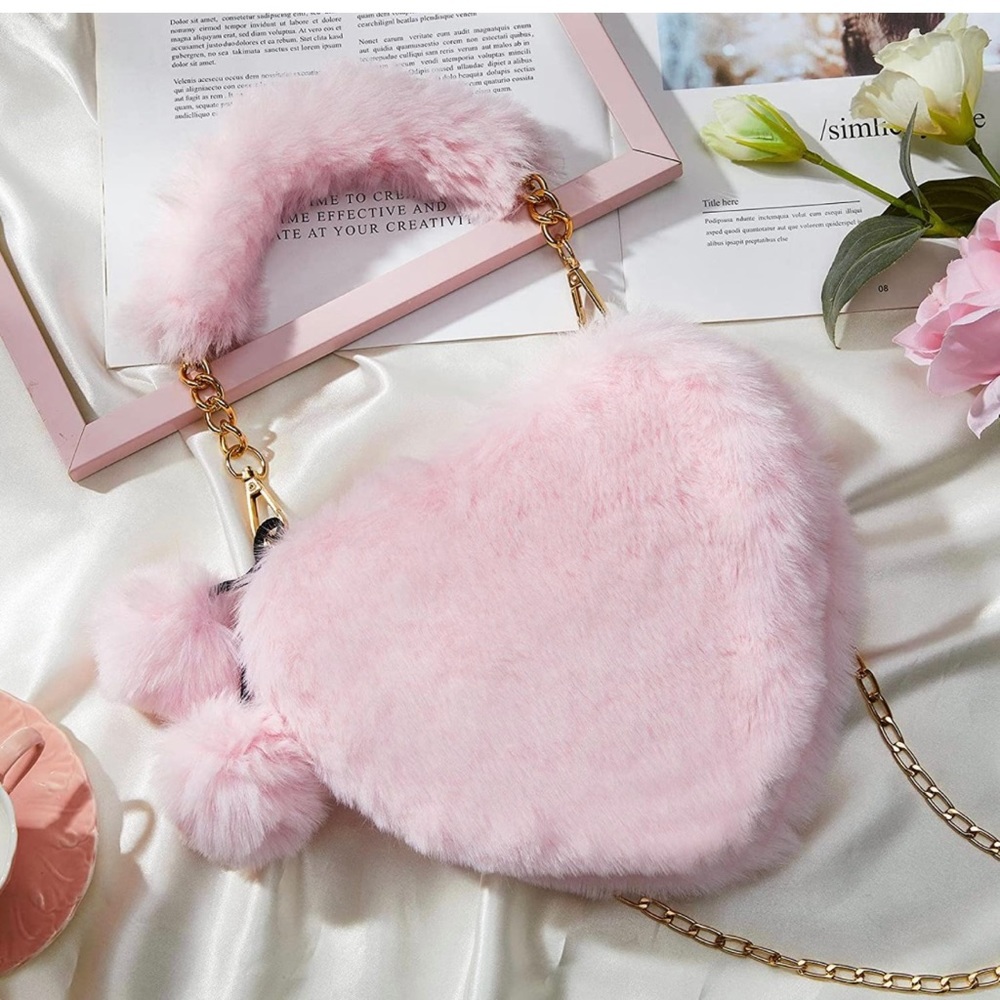💗Fuzz 🖤 - Picture 2 of 7